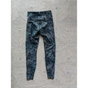 Women's Athleta Rainer‎ Printed Tight Leggings - XS - Green/Gray